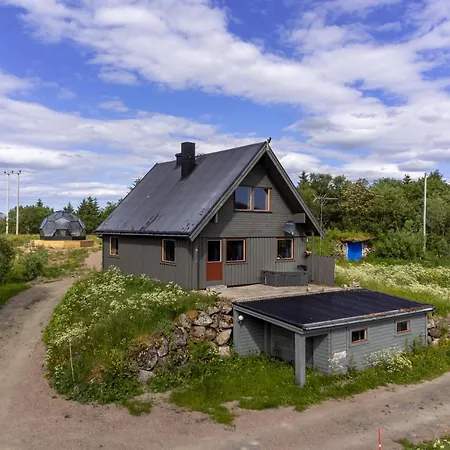 Σπίτι διακοπών Bestefarhaugen - The Cozy House On The Hill & Dome Bo (Nordland)